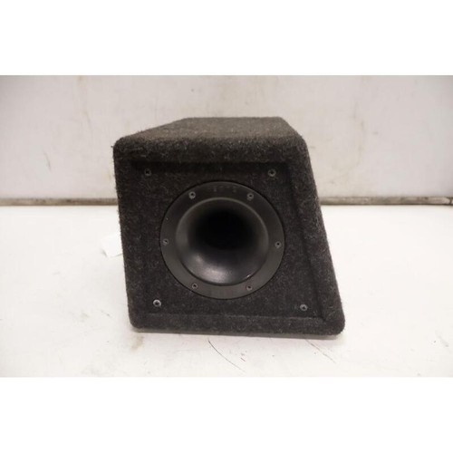 Subwoofer post autoradio non - subwoofer, post.